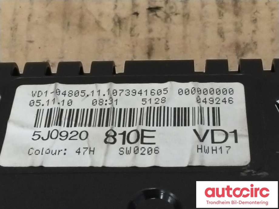 Instrumentpanel til Škoda Fabia 2010-2014 (Type II, Fase 2)  (VDO|5J0920810E|5J0 920 810 E|A2C53356348)