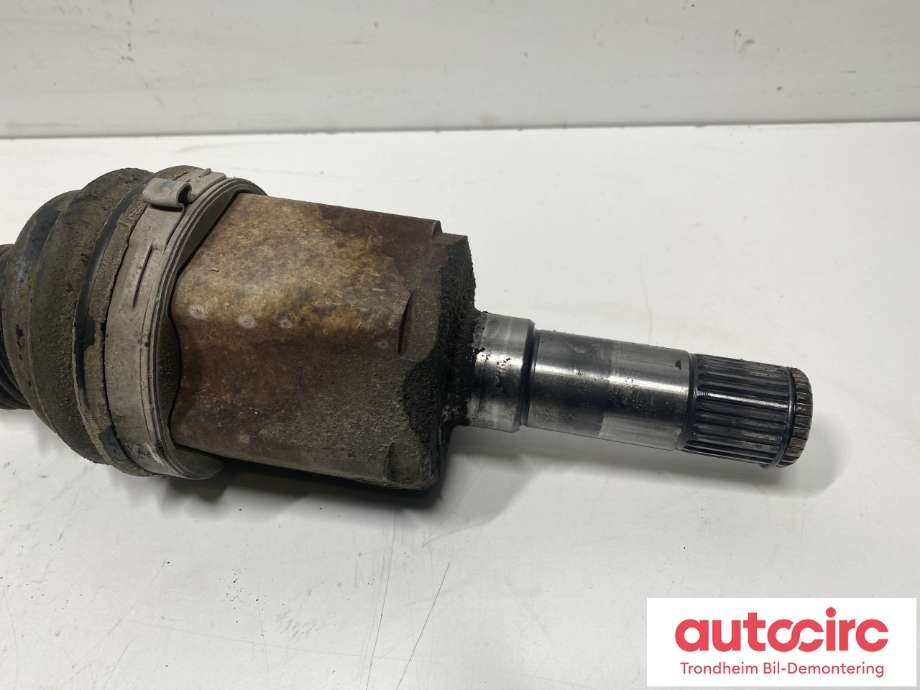 Drivaksel venstre foran, diesel/automat til Opel Insignia A 2009-2014  (13228199|22796269|93169653)