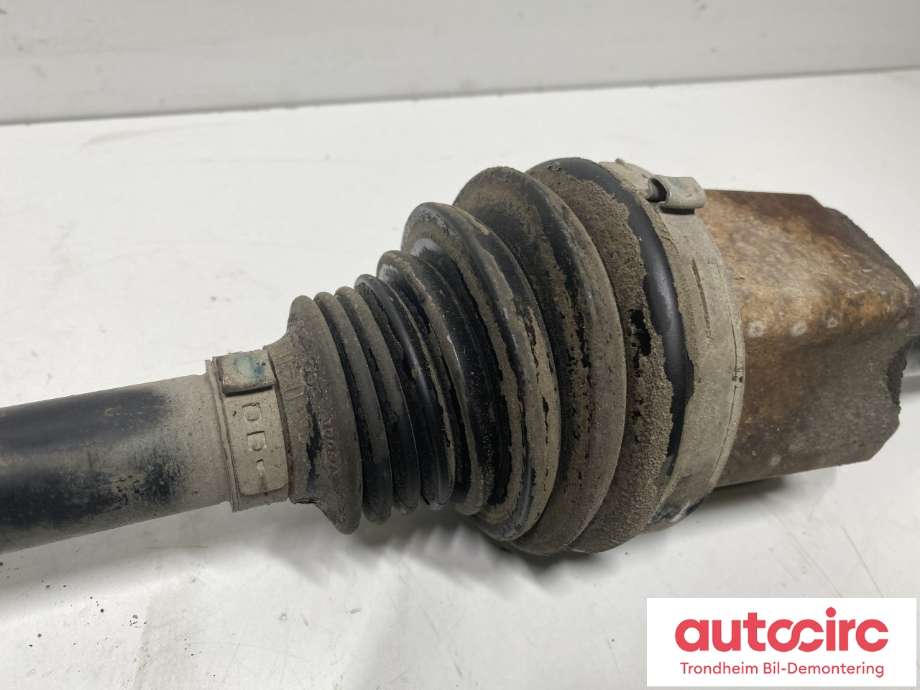 Drivaksel venstre foran, diesel/automat til Opel Insignia A 2009-2014  (13228199|22796269|93169653)