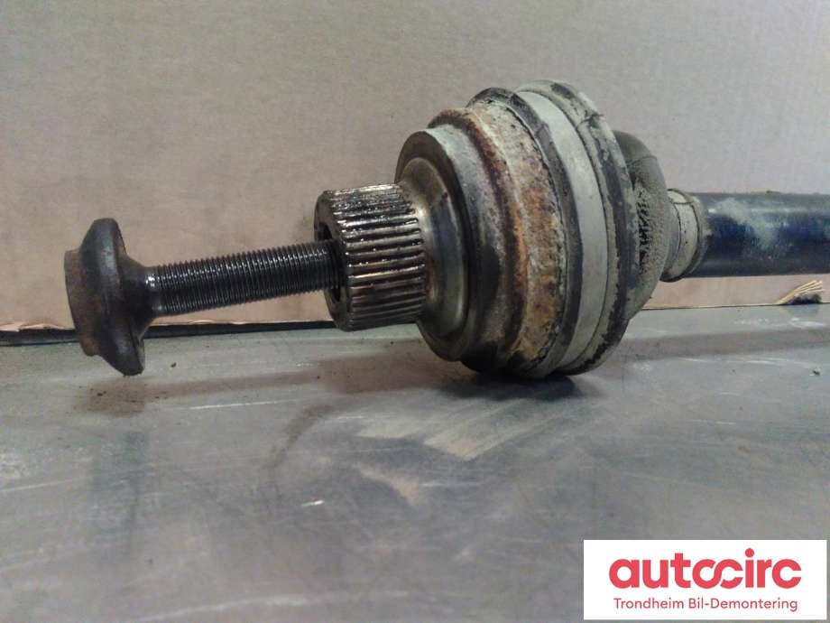 Drivaksel høyre bak, bensin/automat til Audi A4 2007-2014 (Type IV) (B8) (B8) (VW AG|8K0501203J|8K0501203JX|)