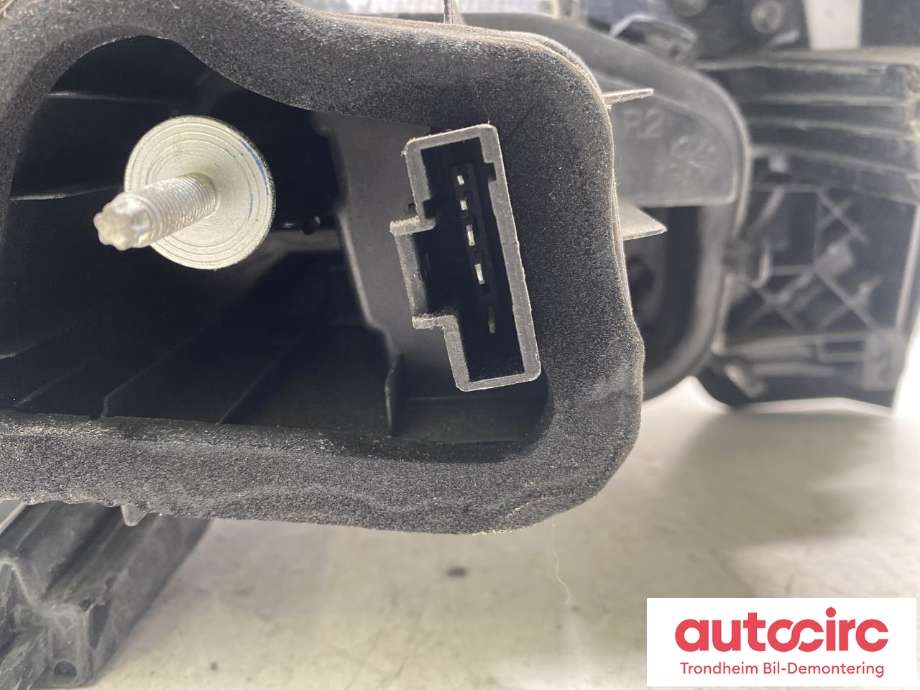 Baklykt høyre ytre til Opel Corsa-e 2019-->>  (VALEO|9829317880|)