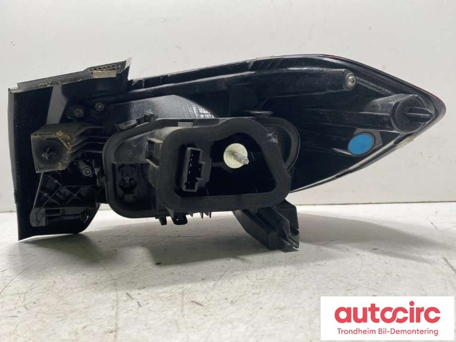 Baklykt venstre ytre til Opel Corsa-e 2019-->> (VALEO|9829317980|)