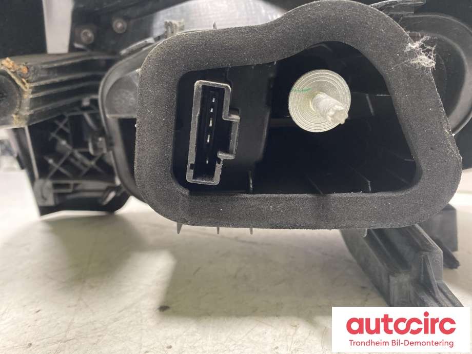 Baklykt venstre ytre til Opel Corsa-e 2019-->> (VALEO|9829317980|)