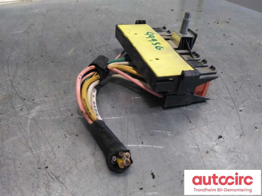 Sikringsboks motorrom til Peugeot Partner 2008-2015 (Type II, Fase 1) (VALEO|9636079380|6500 Z1|)