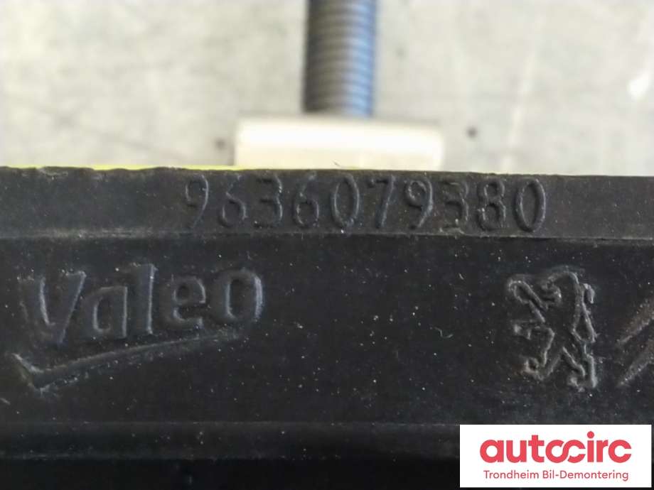 Sikringsboks motorrom til Peugeot Partner 2008-2015 (Type II, Fase 1) (VALEO|9636079380|6500 Z1|)