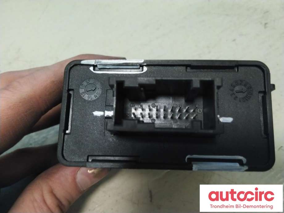 Styreenhet diverse til Peugeot e-208 2019-->>  (AUTOMOTIVE LIGHTING|9832786480|98 327 864 80|10EEG190024)