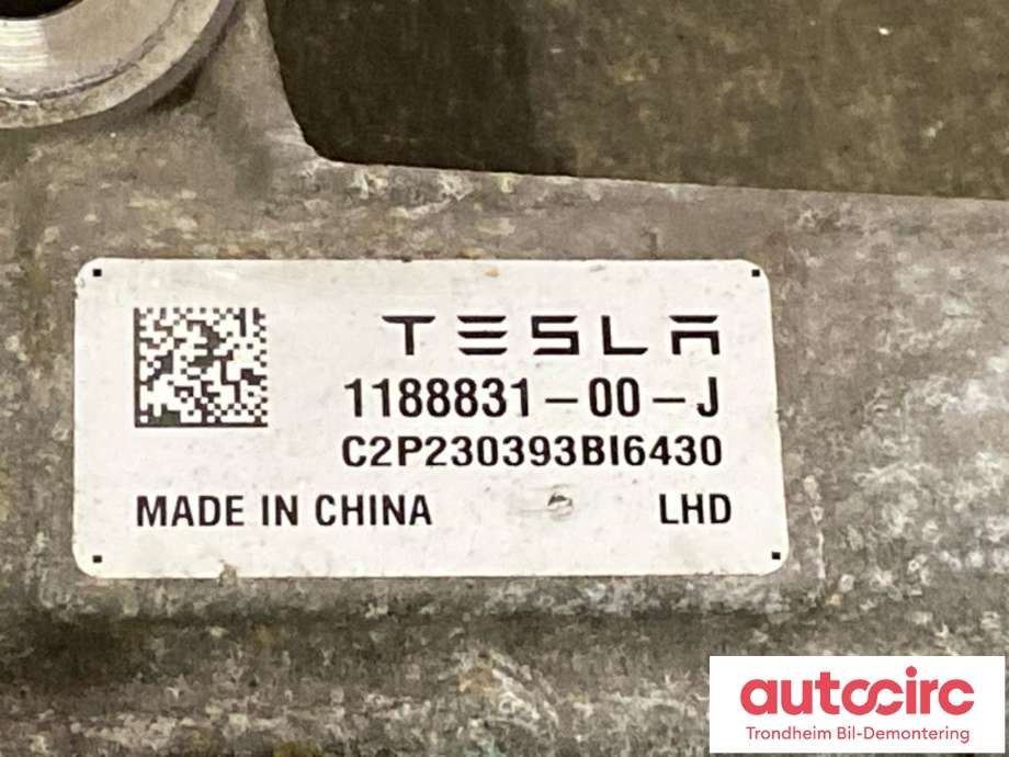 Tannstang elektrisk til Tesla Model Y 2021-2024 (Type I) (..|1188831-00-J|C2P230393BI6430|)
