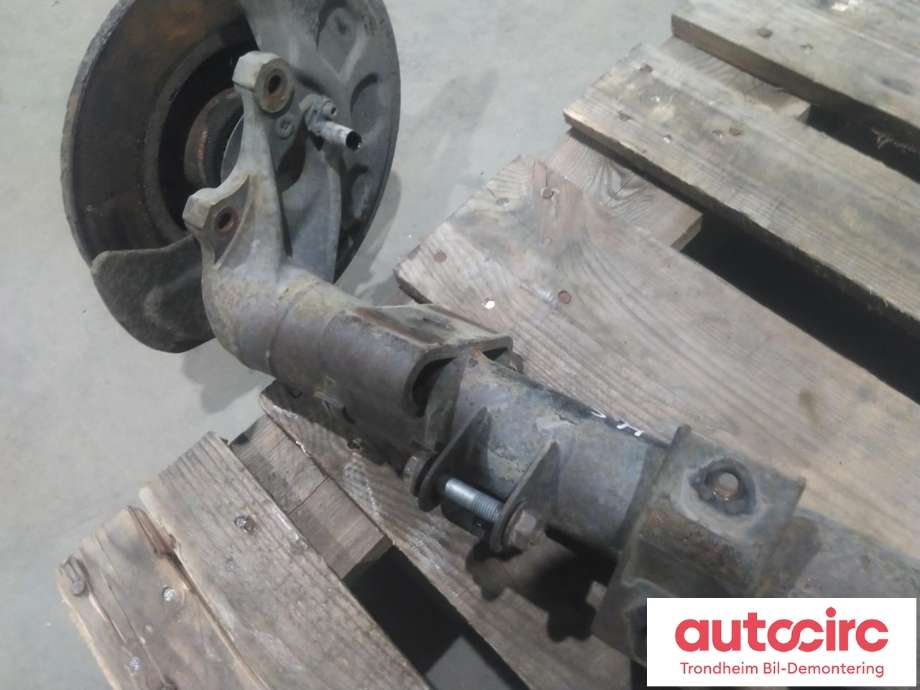 Bakaksel til VW Caddy 2010-2015 (Type III, Fase 2)  (VW AG|2K0501101S|2K5501101E|2K5500051T)