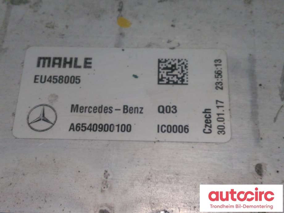 Intercooler til Mercedes E-Klasse 2016-2023 (W213) (W213) (MAHLE|A6540900100|A6540906100|A6540101601)