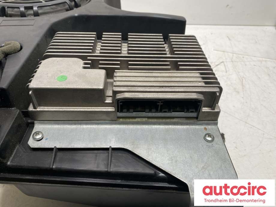 Bilstereo forsterker til Alfa Romeo Stelvio 2017-->>  (50556498|)