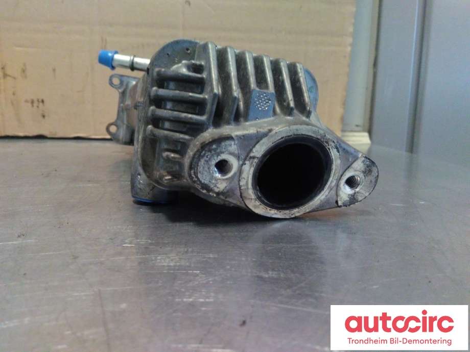 EGR-kjøler til Volvo XC60 2014-2017 (Type I, Fase 2)  (PIERBURG|31325030|30757778|)