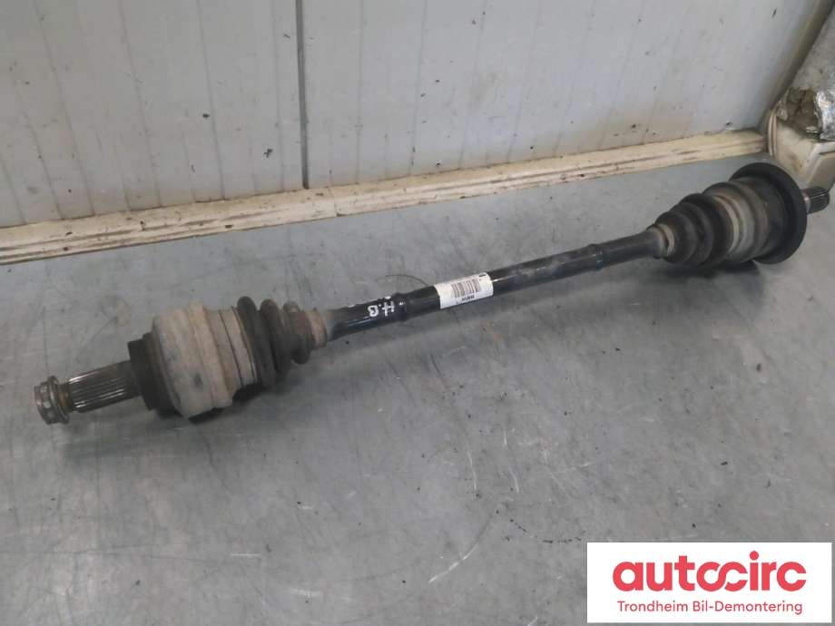Drivaksel høyre bak, diesel/manuell til BMW 1-Serie 2011-2015 (Fase 1) (F20/F21) (F20/F21) (..|33208680348|7597682|8680348)