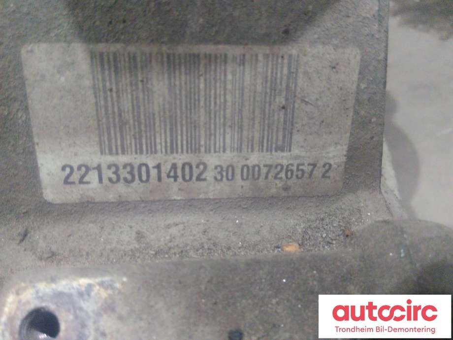 Kardang klokke foran til Mercedes E-Klasse 2009-2013 (Fase 1) (W212) (W212) (MERCEDES|A2213301402|A2213307500|A2213308700)