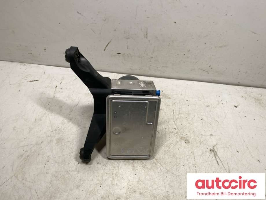 ABS sentral til Mini Countryman 2017-2023 (F60) (F60) (ATE|34 51 7 916 194|3451-6892889-01|6 892 890)