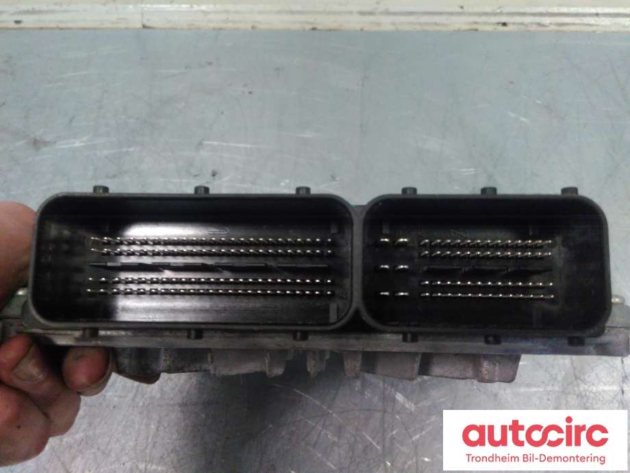 Styreenhet motor til Volvo V70 2007-2013 (Type III, Fase 1)  (BOSCH|31303095|36001014|0281016616)