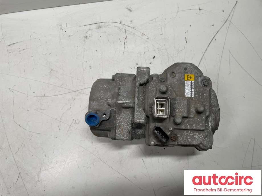 Aircondition kompressor hybrid til Toyota RAV4 2016-2019 (Type IV, Fase 2)  (DENSO|8837033030|88370-33030|0422000533)