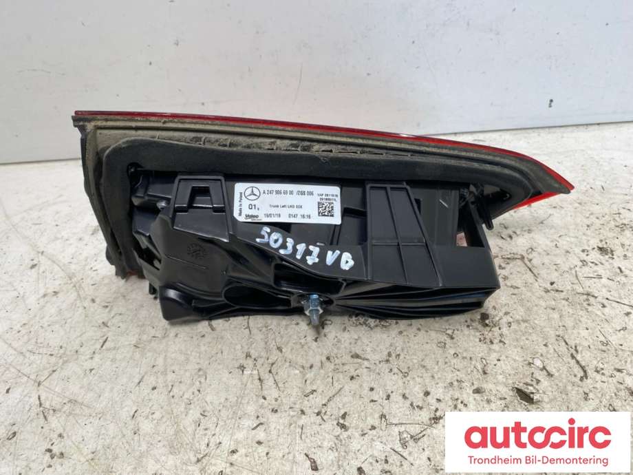 Baklykt venstre indre til Mercedes B-Klasse 2019-->> (W247) (W247) (VALEO|A2479066900|)