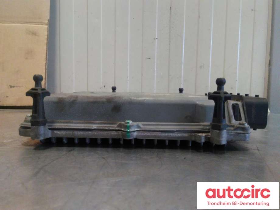 Styreenhet motor til Mercedes E-Klasse 2009-2013 (Fase 1) (W212) (W212) (BOSCH|A2789001500|0261S07802|)