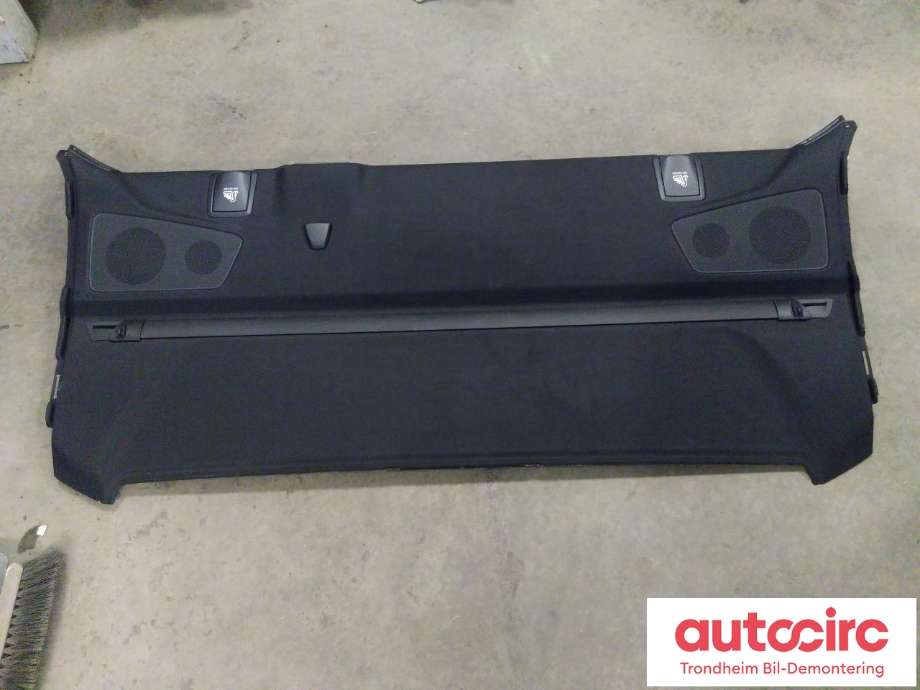 Hattehylle til BMW 5-Serie, 2017-->> (G30/G31) (G30/G31) (MED RULLEGARDIN OG MOTOR|8065043)