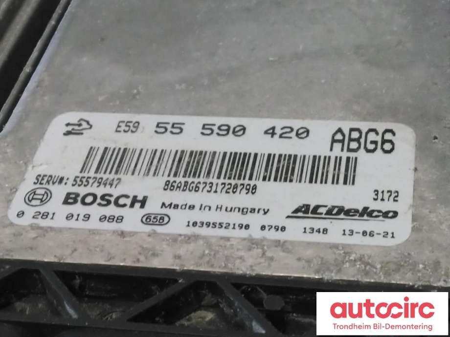 Styreenhet motor til Opel Zafira Tourer 2012-2018  (BOSCH|55590420|55579447|)