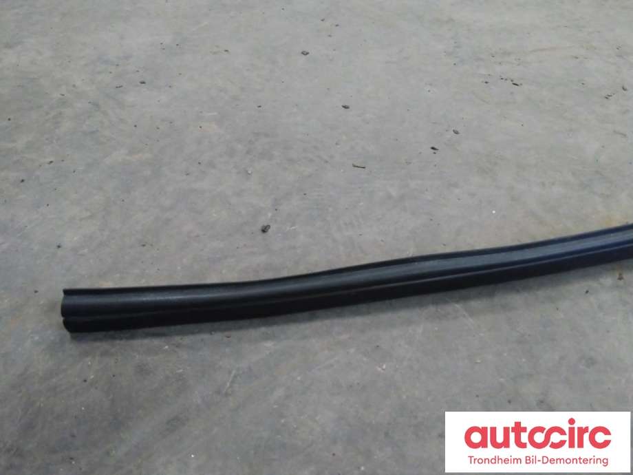 Frontrute til BMW 3-Serie 1983-1993 (E30) (E30) (KUN GUMMIPAKNING|1972248|51311972248|51 31 1 972 248)