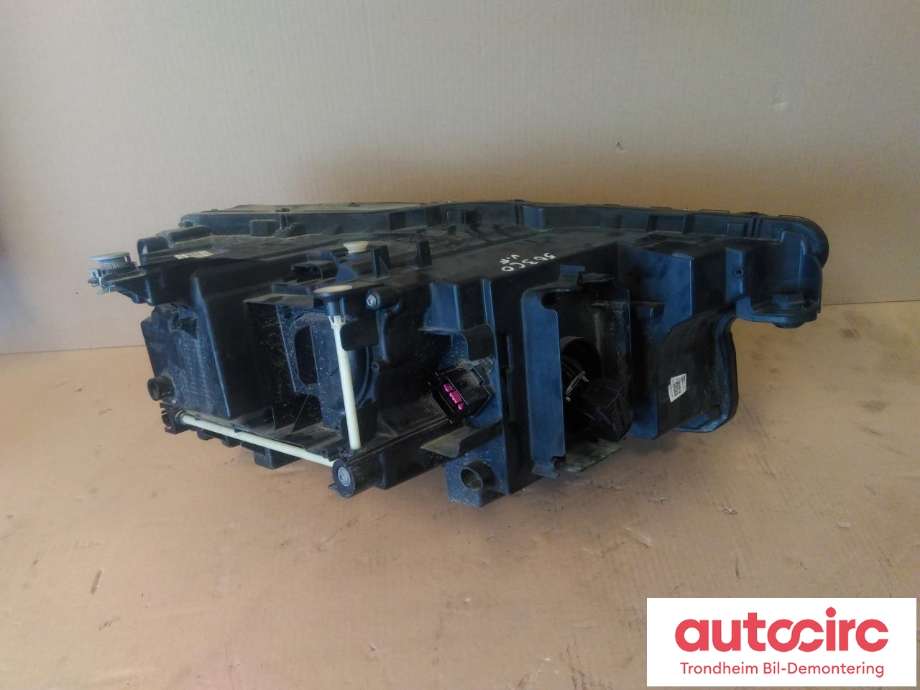 Frontlykt venstre full-LED til Audi Q4 e-tron 2021-->>  (VALEO|89A941035|89A941035F|89A 941 035F| 89A 941 035| L265739)