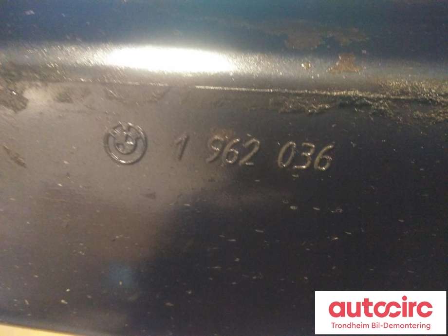 Kanalskjørt høyre til BMW 3-Serie 1983-1993 (E30) (E30) (BMW|1962036|1961756|51711961756)