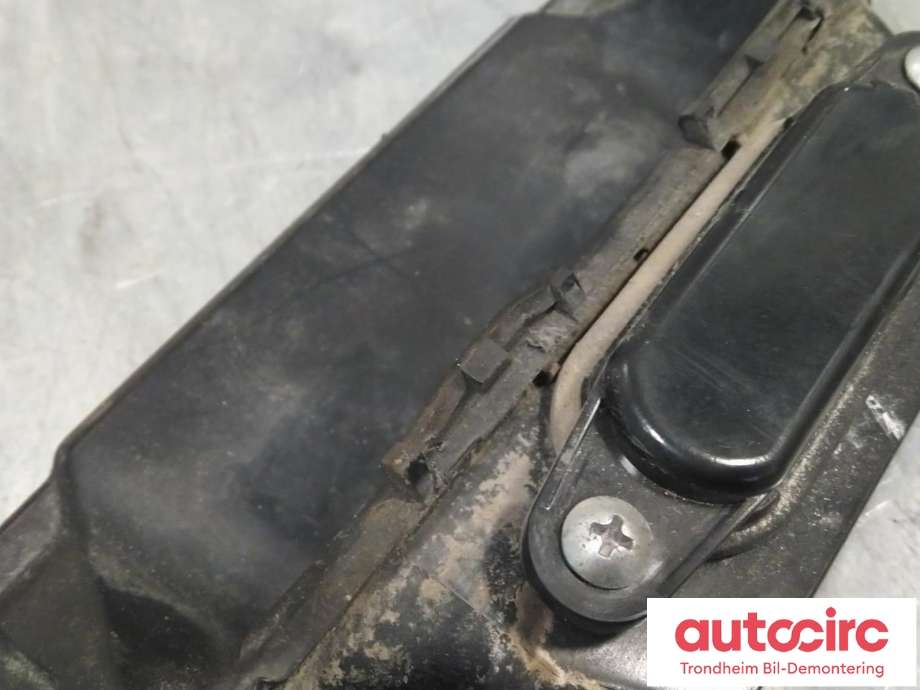 Bryter baklukeåpner til Honda CR-V 2007-2012 (Type III)  (...|74810SWAA01|)