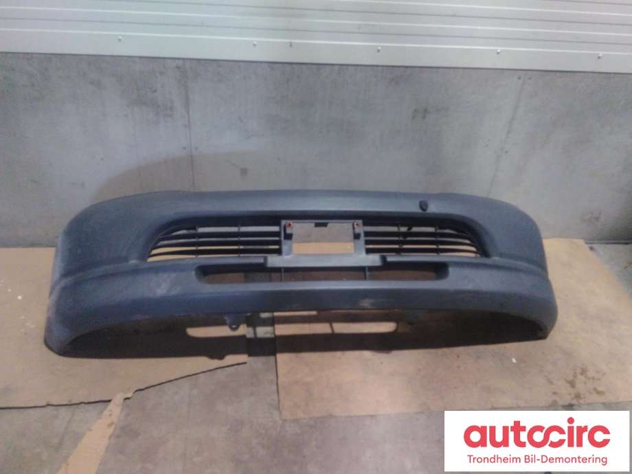 Støtfanger foran til Toyota Hiace, 1996-2001 (Fase 1) (..|52119-26150)