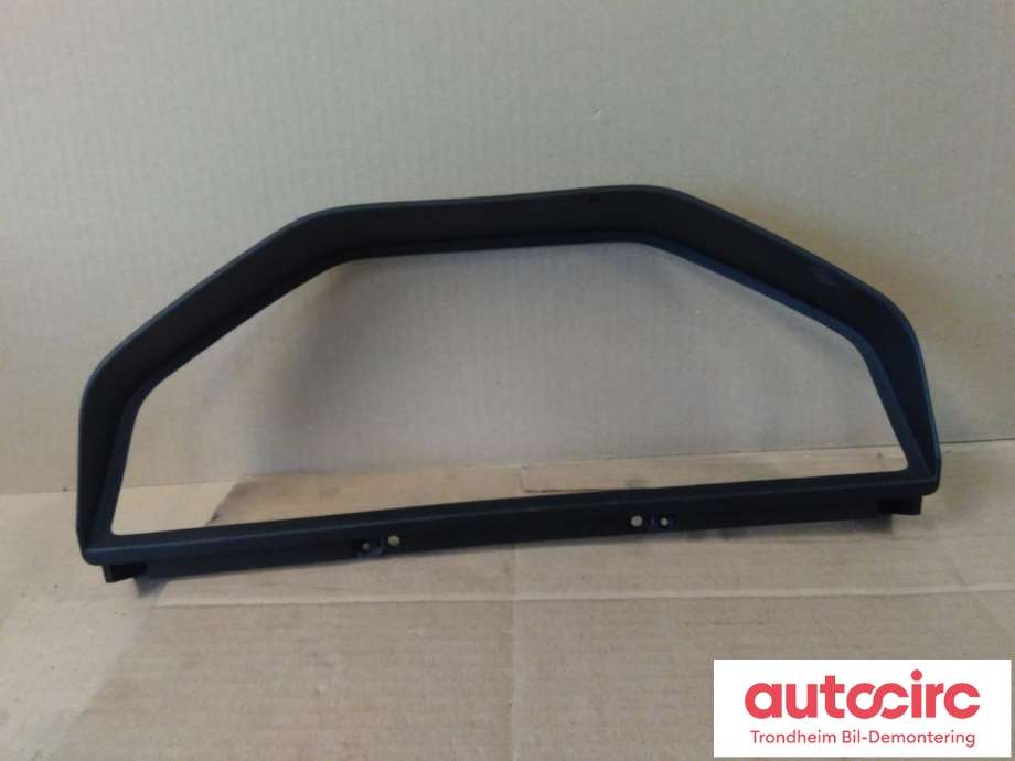 Dashbord diverse til BMW 3-Serie, 1983-1993 (E30) (E30) (CLUSTER COVER VDO|1368872)