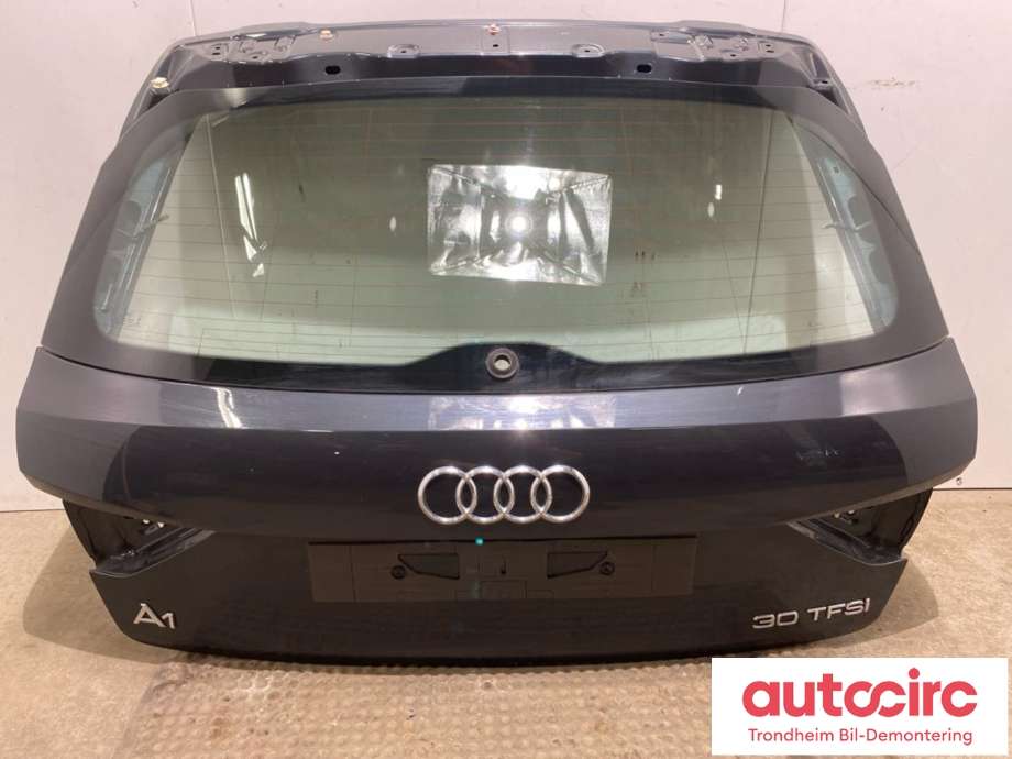 Bakluke til Audi A1 2018-->> (Type II)  (....|82A 827 025|)