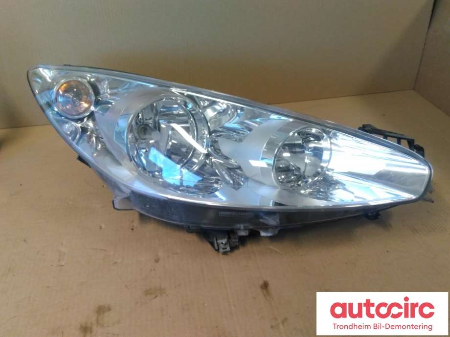 Frontlykt høyre halogen til Peugeot 308, 2011-2013 (Type I, Fase 2)  (AUTOMOTIVE LIGHTING|9674039780)