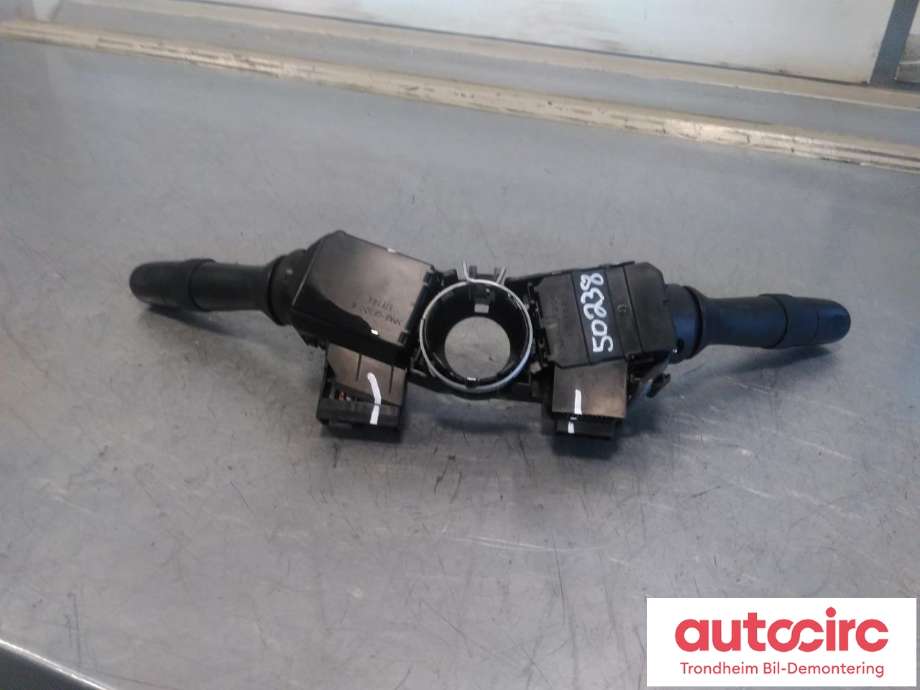 Bryter combi til Toyota Avensis 2009-2015 (Type III, Fase 1)  (...|8414005190|8465205190|)