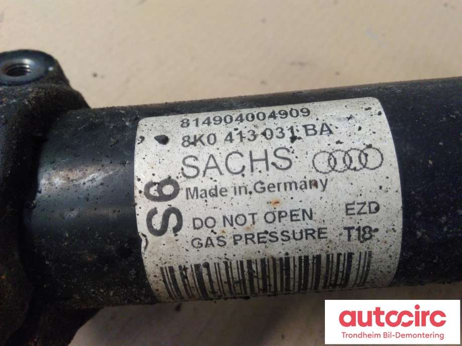 Fjærbein høyre foran til Audi A4 2007-2014 (Type IV) (B8) (B8) (SACHS|8K0413031BA|8K0412392F|8K0411105ED| 8K0 412 392 F| 8K0 411 105 ED| 8K0 413 031 BA| 814904004909)