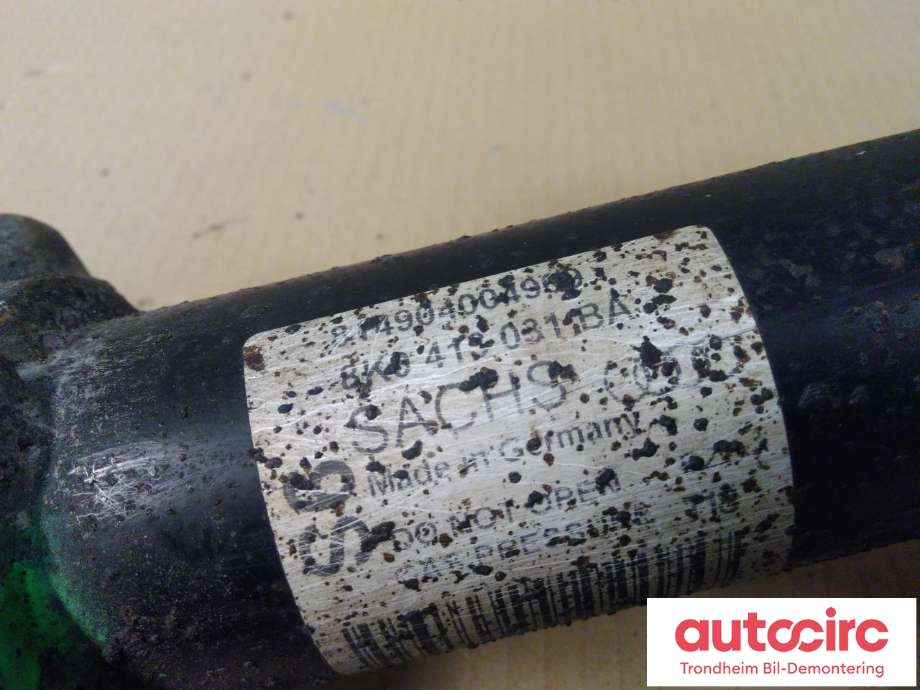 Fjærbein venstre foran til Audi A4 2007-2014 (Type IV) (B8) (B8) (SACHS|8K0413031BA|8K0412391F|8K0411105ED| 8K0 412 391 F| 8K0 411 105 ED| 8K0 413 031 BA| 814904004909)