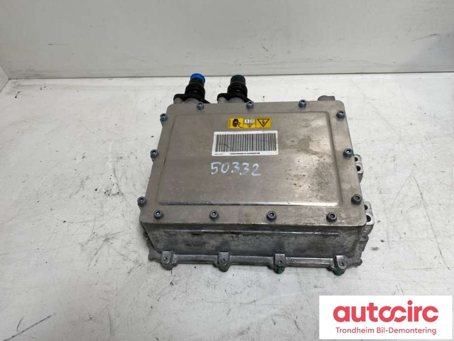 DCDC converter elbil til Mercedes EQC 2019-->>  (HITACHI|A0003424800|EVD4530-01S|)