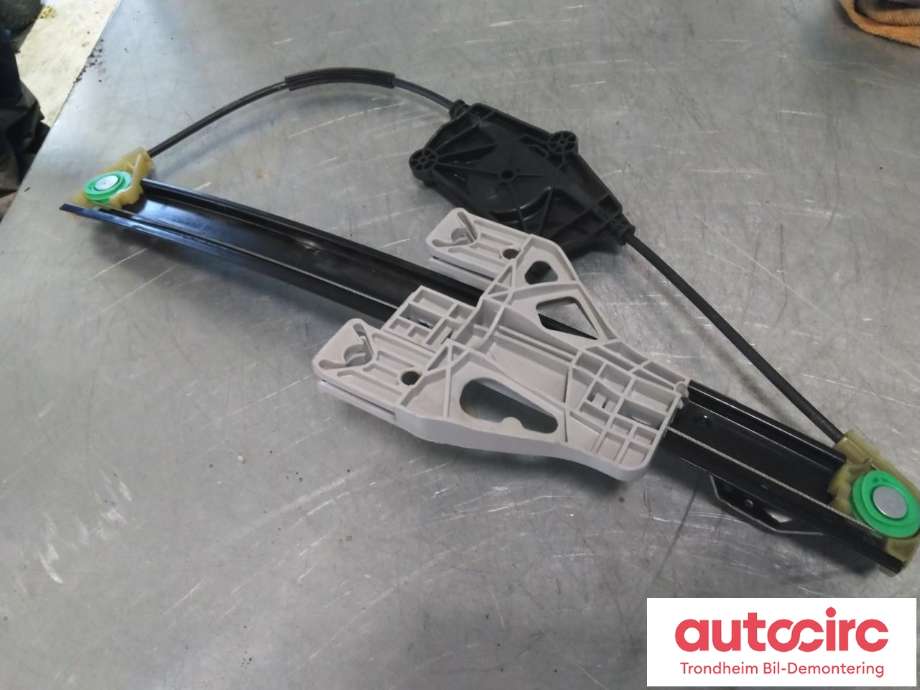 Ruteheis høyre bak til Audi A4, Allroad 2009-2016 (Type I) (B8) (B8) (BROSE|8K0839462C|8K0 839 462 C|)