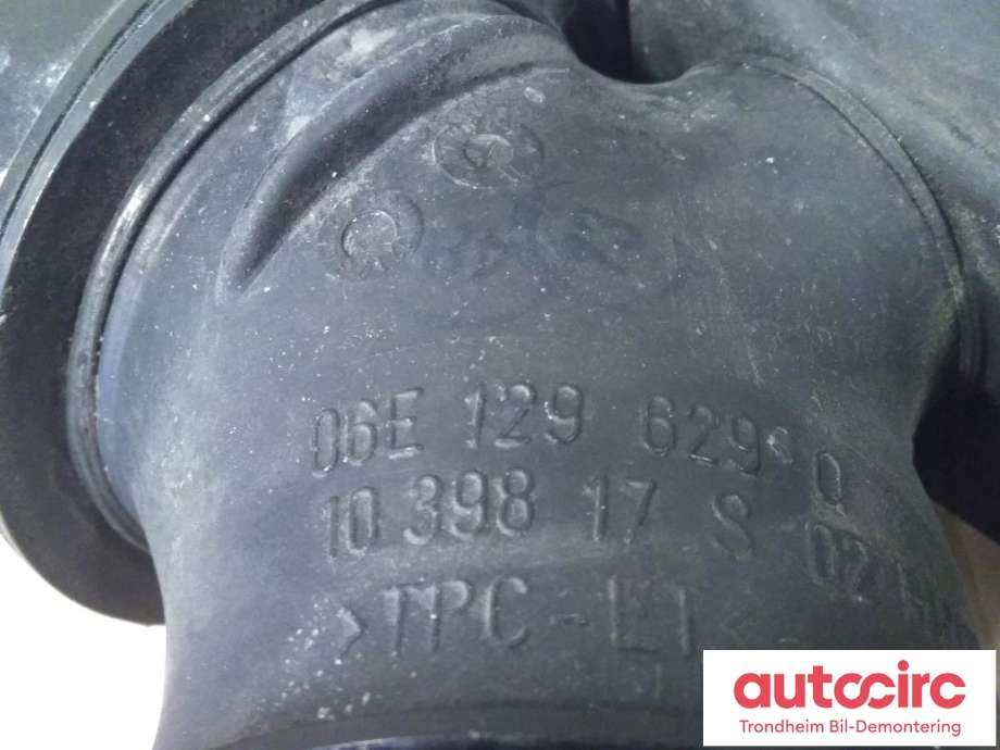 Luftslange innsug til Audi A4 2007-2014 (Type IV) (B8) (B8) (S4 INNSUGNINGSSLANGE|06E129629Q|06E 129 629 Q|)
