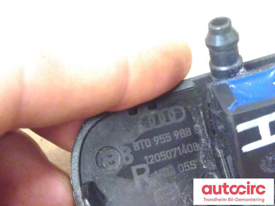 Spylerpumpe foran til Audi A4 2007-2014 (Type IV) (B8) (B8) (FRONTRUTE SPYLER|8T0955988B|8T0 955 988 B|)