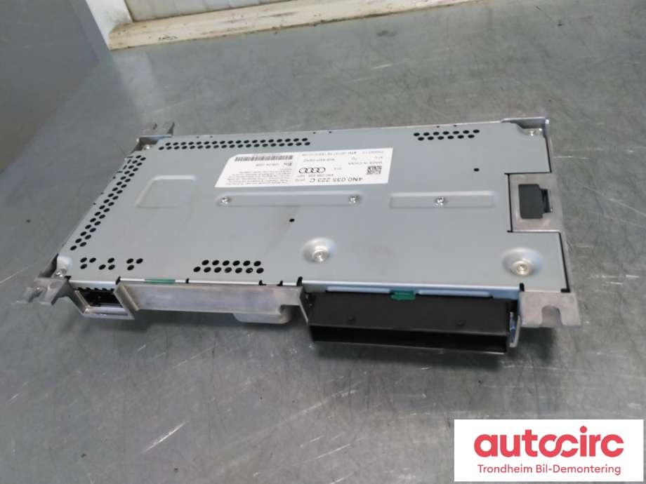 Bilstereo forsterker til Audi e-tron 2018-->>  (..|4N0035223C|4N0 035 223 C|)