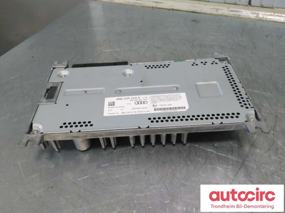Bilstereo forsterker til Audi e-tron 2018-->>  (..|4N0035223C|4N0 035 223 C|)