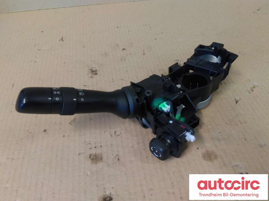 Bryter blink til Toyota Land Cruiser 150 2014-->> (Fase 2)  (..|84140-30311|84140-48080|84140-30310| 8414030311| 8414048080| 8414030310)