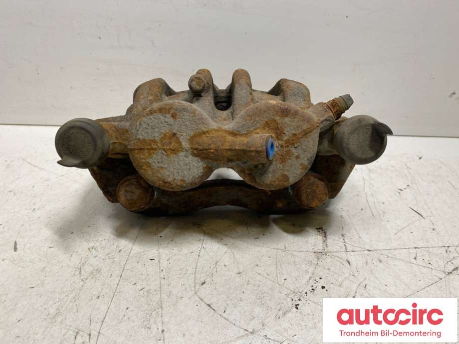 Bremsecaliper venstre foran til Mercedes Vito 2014-->> (W447) (W447) (A4474200883|)