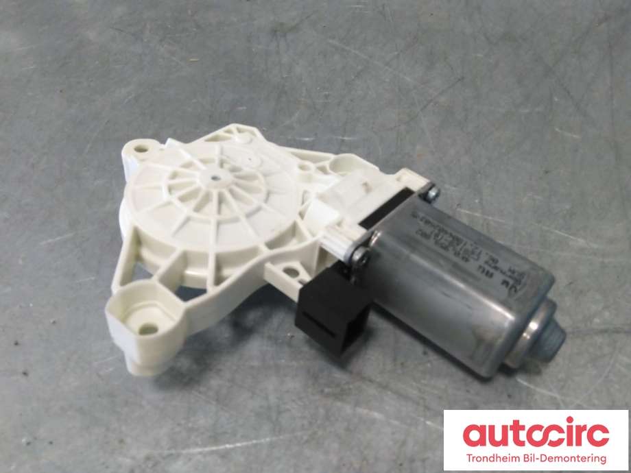 Ruteheis, kun motor, høyre foran til Audi e-tron 2018-->>  (..|4K0959802|4K0 959 802|)
