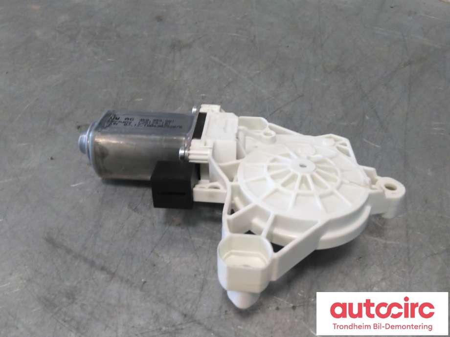 Ruteheis, kun motor, venstre foran til Audi e-tron 2018-->>  (..|4K0959801|4K0 959 801|)