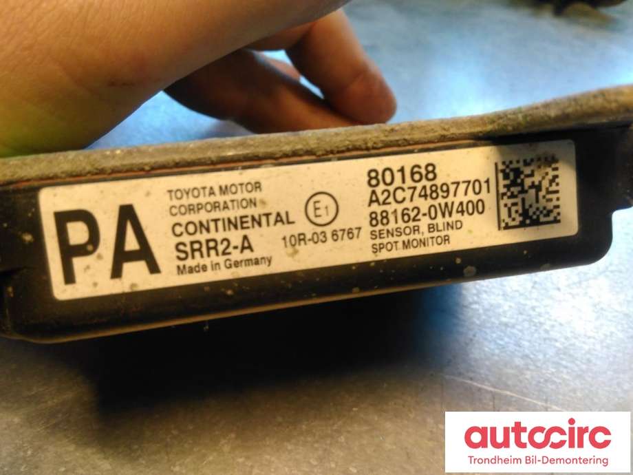 Sensor blindsone til Toyota Land Cruiser 150 2014-->> (Fase 2)  (CONTINENTAL|88162-0W400|881620W400|A2C74897701| 2013DJ8859| 204-350006| OAYSRR2A)