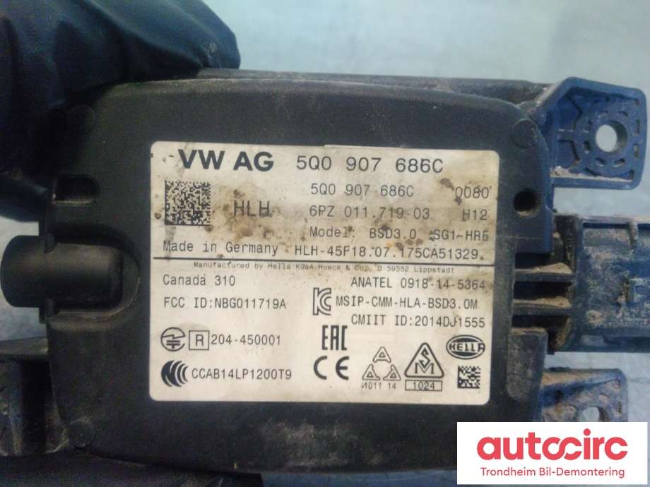 Sensor blindsone til VW Crafter 2016-->> (Type II)  (HØYRE BAK|5Q0907686C|)