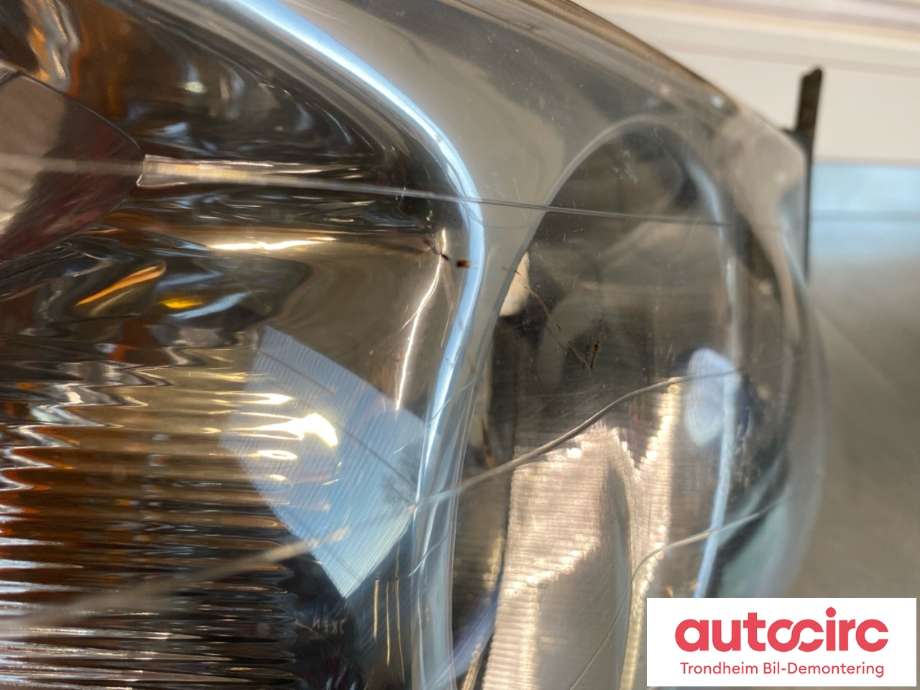 Frontlykt høyre halogen til Dodge Ram 2003-2008 (Type III)  (55077120AG|)