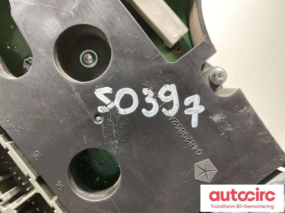 Instrumentpanel til Dodge Ram 2003-2008 (Type III)  (56051104AG|)