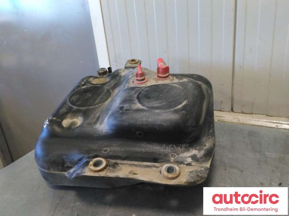 AdBlue tank til Audi A4, Allroad 2009-2016 (Type I) (B8) (B8) (..|8K0131878G|8K0131878H|)
